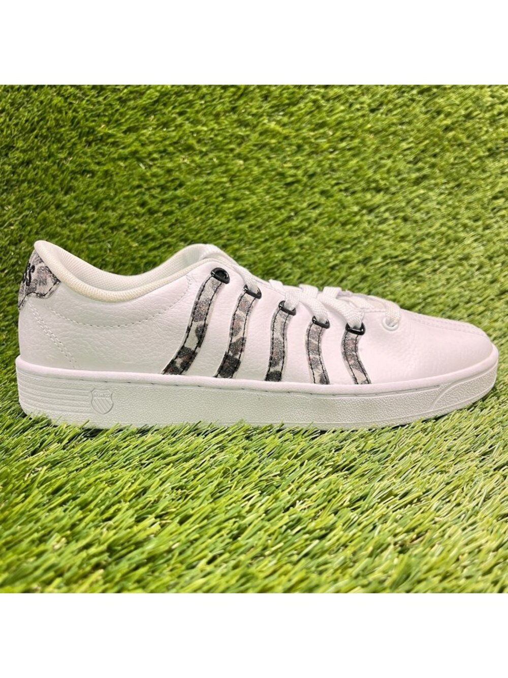 K-Swiss Court Pro II Leopard Womens Size 8 White Black Athletic Shoes Sneakers